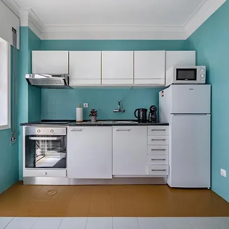Bright Lindo Vale Apartment *